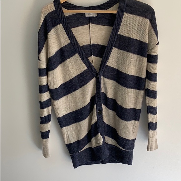 Closed cardigan - Picture 1 of 7